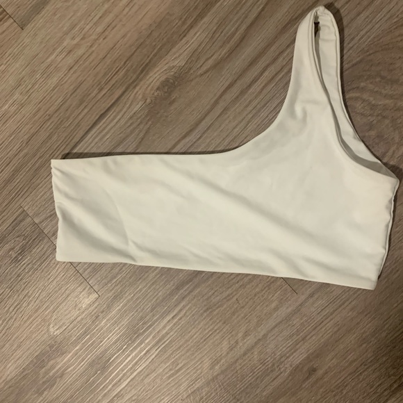 Plain White One Shoulder Bikini Top - Picture 3 of 3